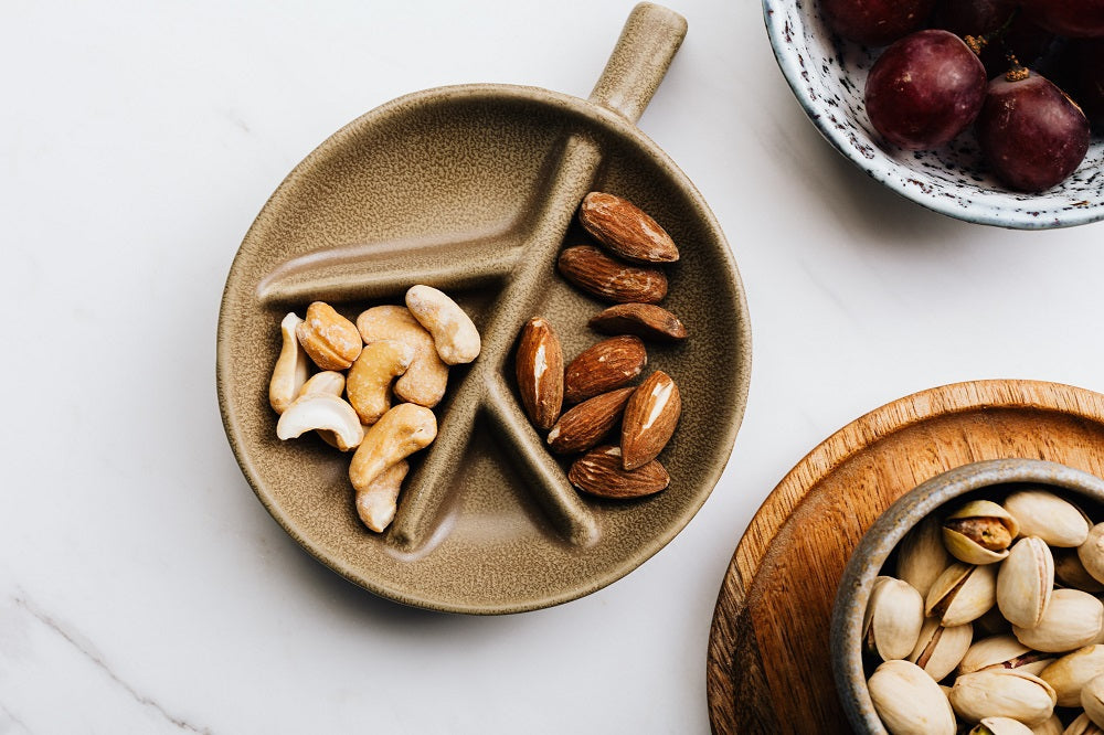 THE GOODNESS OF NUTS FOR YOUR HEART