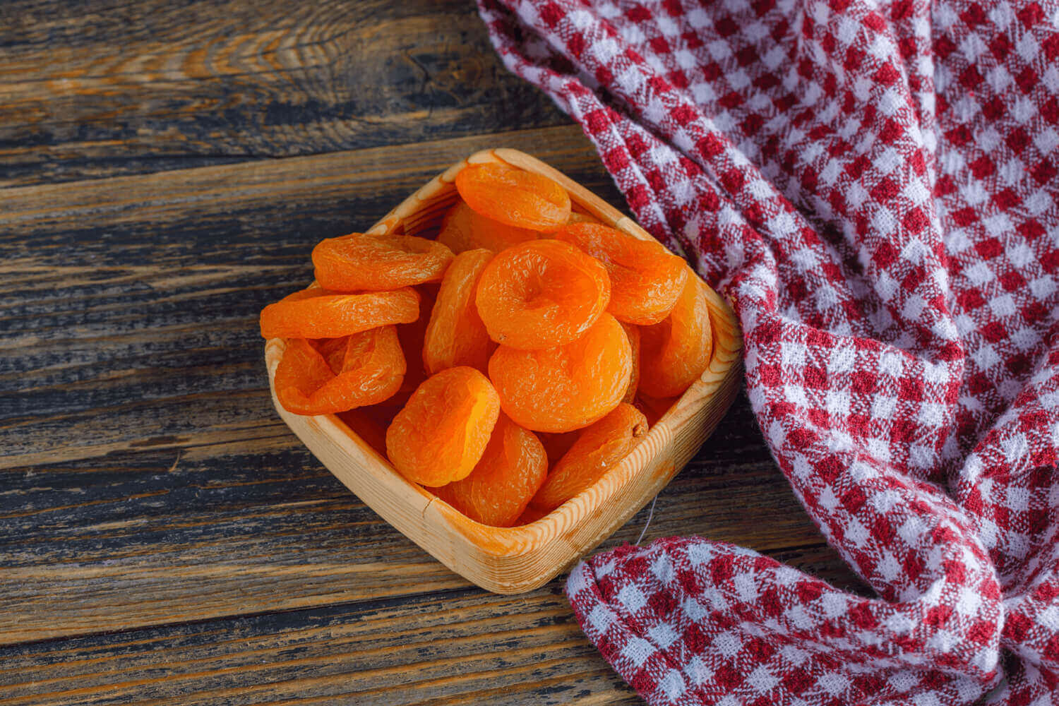 Apricots Large | High in Nutrient and Low in Calorie | Healthy Snacks