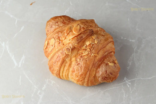 Croissant Almond - Ajfan Store